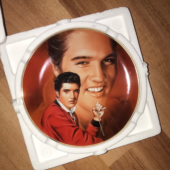 Elvis plate - Picture 1 of 2